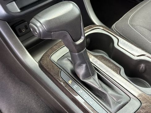 Used 2019 GMC Canyon SLE w/ Driver Alert Package AWD/4WD image 18