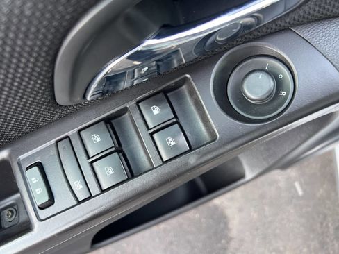 Used 2015 Chevrolet Cruze LT image 11