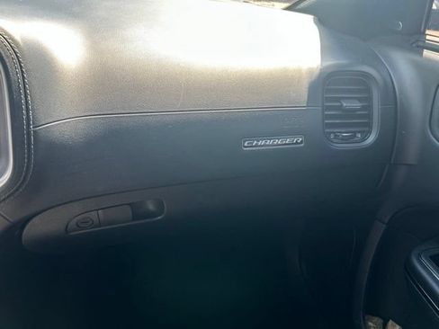 Used 2022 Dodge Charger R/T w/ Plus Group RWD image 26