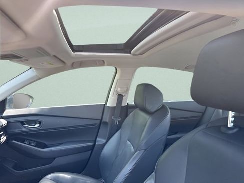 Used 2023 Honda Accord Touring image 14