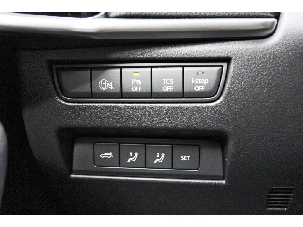 Certified 2026 MAZDA CX-90 3.3 Turbo w/ Preferred Package AWD/4WD image 18