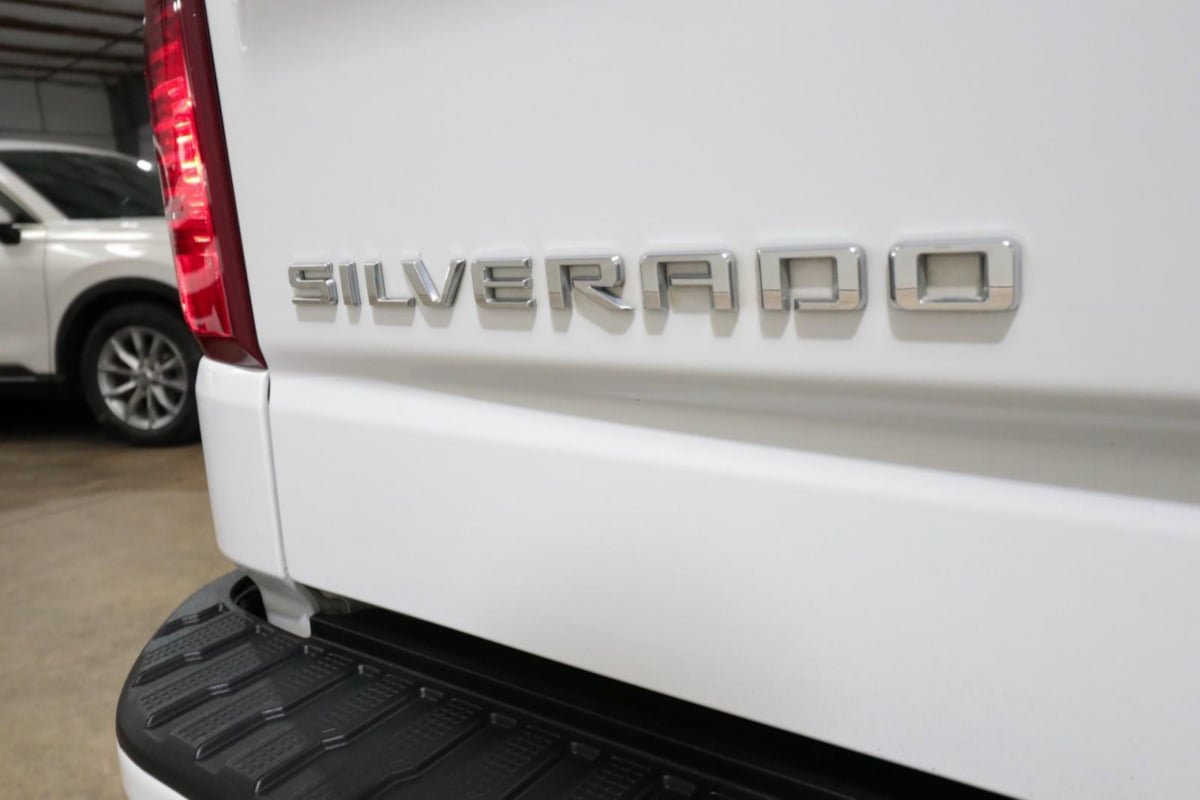 Used 2023 Chevrolet Silverado 1500 Custom AWD/4WD image 24