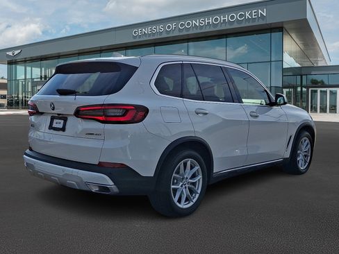 Used 2023 BMW X5 xDrive40i AWD/4WD image 6