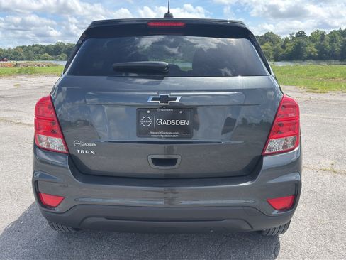 Used 2020 Chevrolet Trax LS w/ Tint and Cruise Package FWD image 4