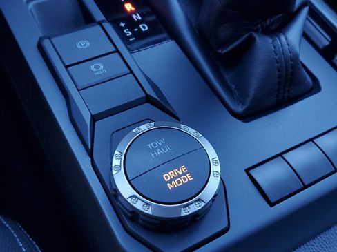 Used 2024 Toyota Tacoma TRD Sport image 33