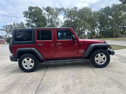 Used 2012 Jeep Wrangler Unlimited Sport image 6