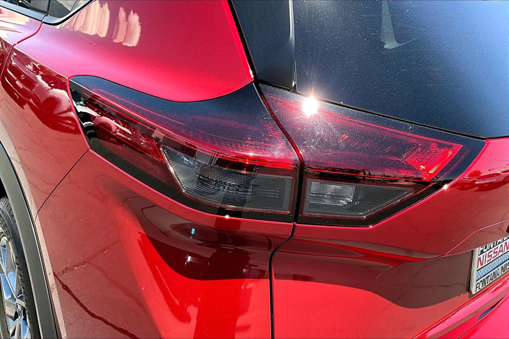 Certified 2026 Nissan Rogue S FWD image 23