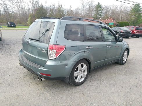 Used 2010 Subaru Forester 2.5X Premium image 15