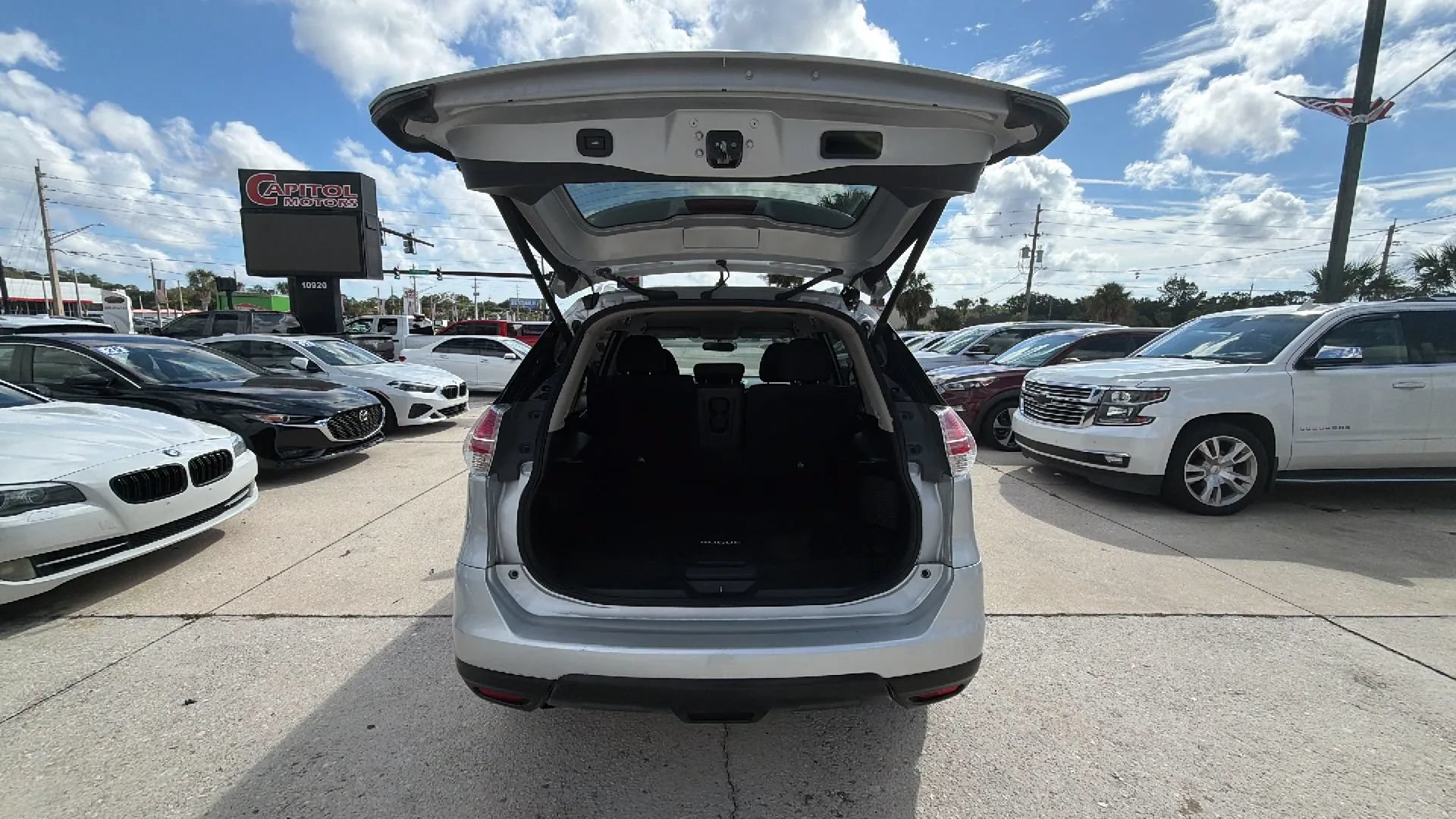 Used 2015 Nissan Rogue SV w/ SV Premium Package FWD image 20