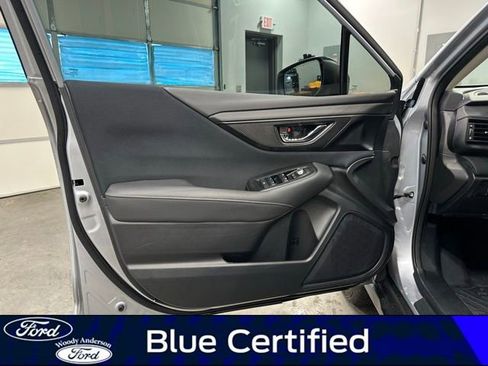 Used 2025 Subaru Outback Premium image 23