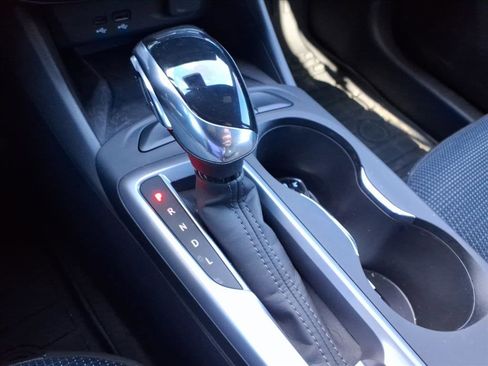 Used 2025 Buick Envista Preferred w/ Convenience II Package image 23