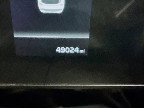 Used 2023 Kia Sportage EX image 19