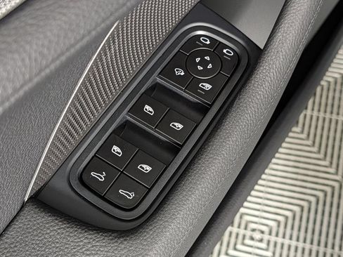 New 2026 Porsche Panamera RWD image 27