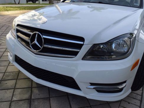 Used 2014 Mercedes-Benz C 300 4MATIC Sedan image 9