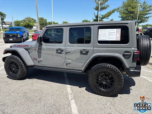 Used 2022 Jeep Wrangler Unlimited Rubicon w/ LED Lighting Group AWD/4WD image 17