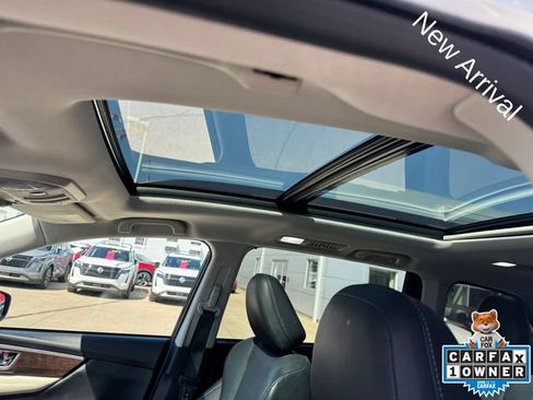 Used 2021 Subaru Ascent Touring w/ Popular Package #2A image 3