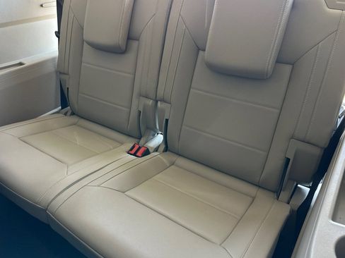 Used 2022 Volkswagen Atlas SE FWD image 16