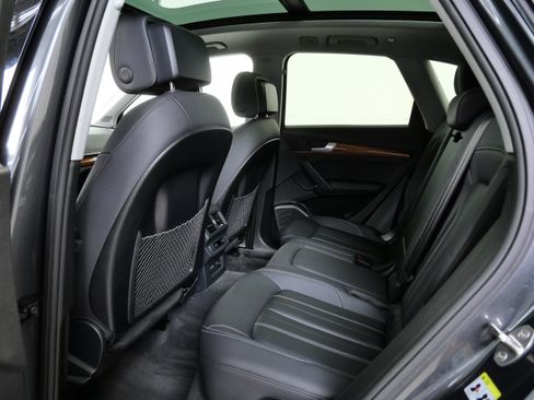 Used 2023 Audi Q5 2.0T Premium Plus w/ Premium Plus Package AWD/4WD image 16