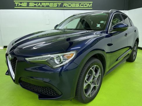 Used 2018 Alfa Romeo Stelvio w/ Cold Weather Package image 5