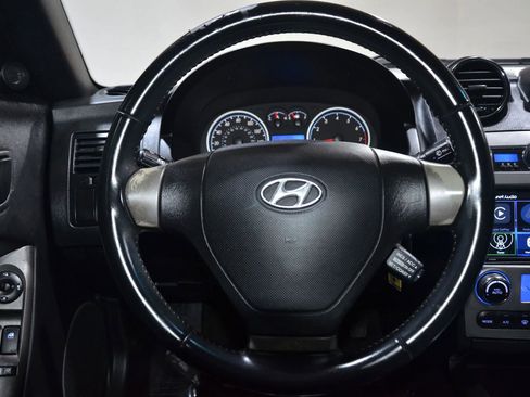 Used 2008 Hyundai Tiburon image 17