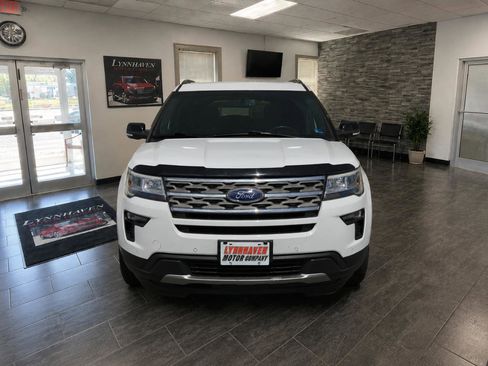 Used 2018 Ford Explorer XLT w/ Equipment Group 201A AWD/4WD image 13