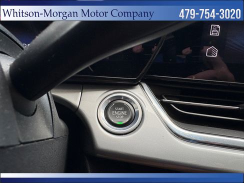 Used 2024 Chevrolet Trax LT FWD image 19
