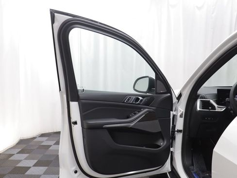 New 2026 BMW X5 xDrive50e w/ Executive Package AWD/4WD image 5