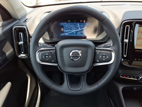 New 2026 Volvo XC40 B5 Core w/ Protection Package Premier AWD/4WD image 13