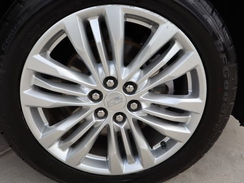 Used 2019 Cadillac XT5 Premium Luxury image 50