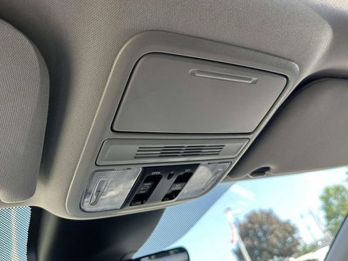 Used 2023 Honda Odyssey EX-L image 28
