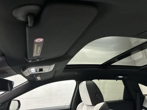 Used 2024 Acura ZDX Type S AWD/4WD image 28