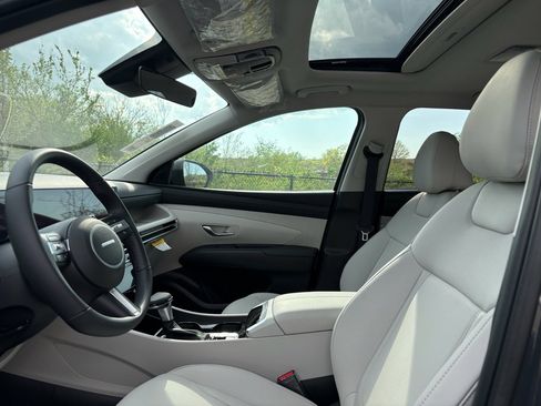 New 2026 Hyundai Tucson SEL FWD image 12