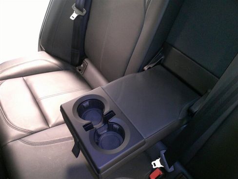 Used 2018 Alfa Romeo Stelvio Ti image 32