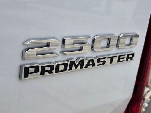 Used 2026 RAM ProMaster 2500 w/ Convenience Group FWD image 15
