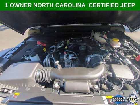 Used 2023 Jeep Wrangler Unlimited Rubicon w/ Cold Weather Group AWD/4WD image 25