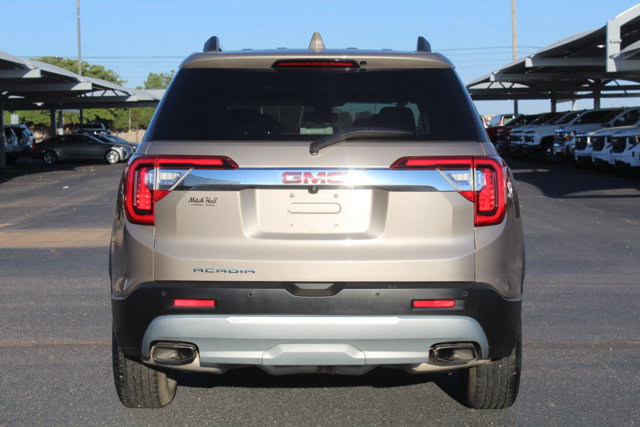 Used 2022 GMC Acadia SLT w/ Preferred Package FWD image 4