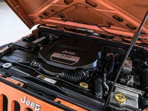 Used 2013 Jeep Wrangler Unlimited Sport image 46