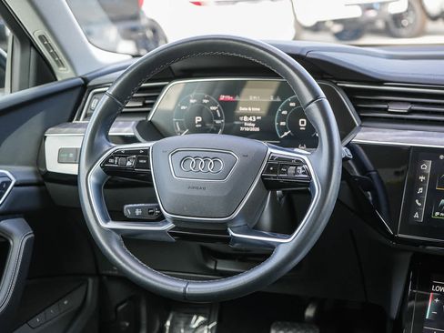 Used 2024 Audi Q8 e-tron Premium AWD/4WD image 20
