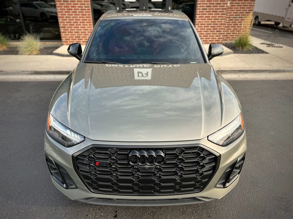 Used 2023 Audi SQ5 Prestige w/ Prestige Package AWD/4WD image 9