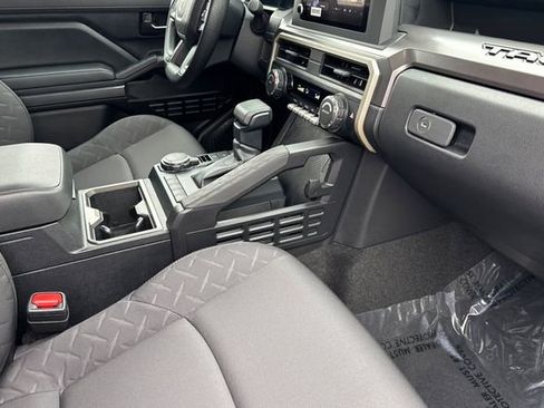 Used 2025 Toyota Tacoma SR5 image 19