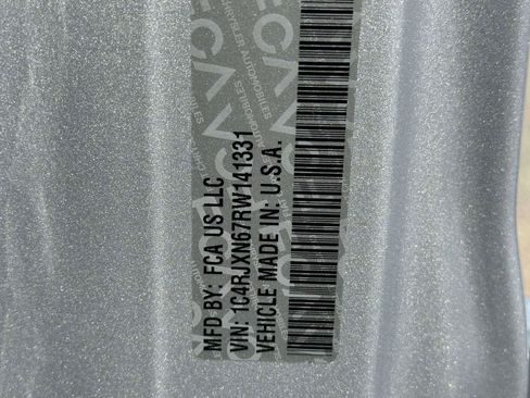 Used 2024 Jeep Wrangler Unlimited AWD/4WD image 16