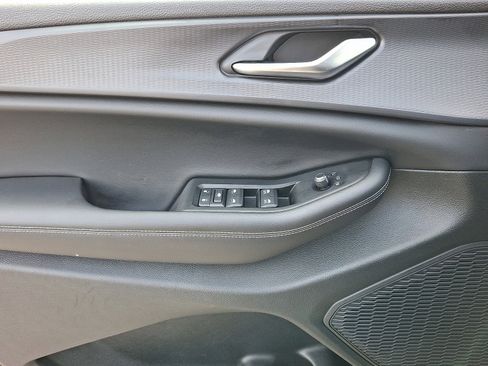 Used 2023 Jeep Grand Cherokee Altitude image 10