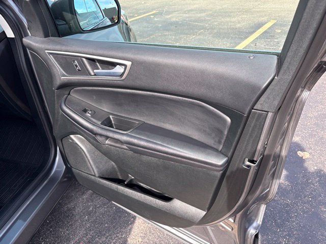 Certified 2023 Ford Edge SEL w/ Convenience Package AWD/4WD image 6