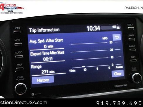 Used 2021 Toyota Tacoma TRD Off-Road AWD/4WD image 38