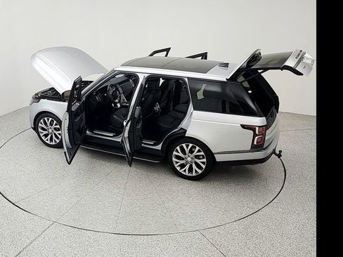 Used 2019 Land Rover Range Rover HSE AWD/4WD image 24