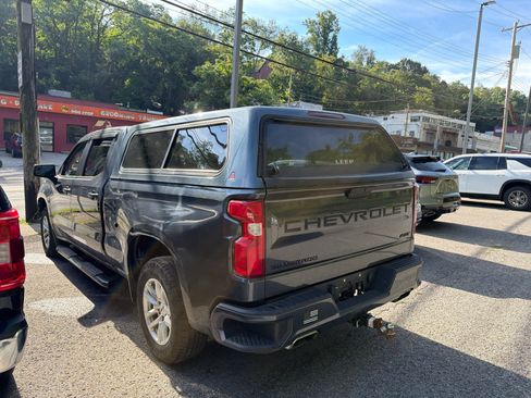 Used 2021 Chevrolet Silverado 1500 RST w/ Convenience Package II AWD/4WD image 2