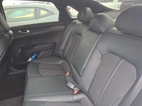 Used 2024 Kia K5 GT-Line w/ GT-Line Premium Package image 11