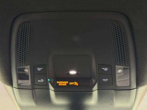 Used 2023 Porsche Taycan GTS image 36