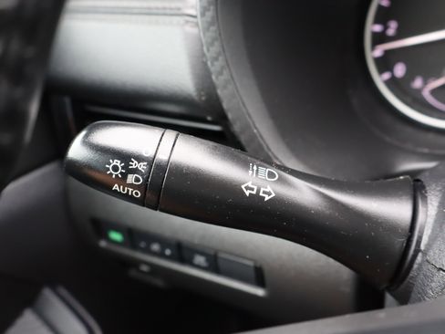 Used 2022 Nissan Sentra SV FWD image 21