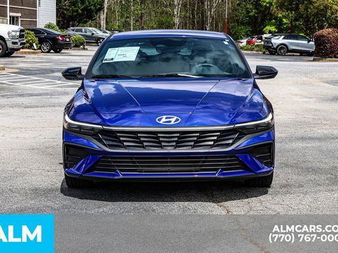 Used 2025 Hyundai Elantra Sport image 11